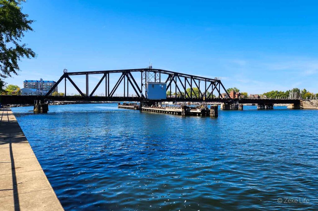 train bridge